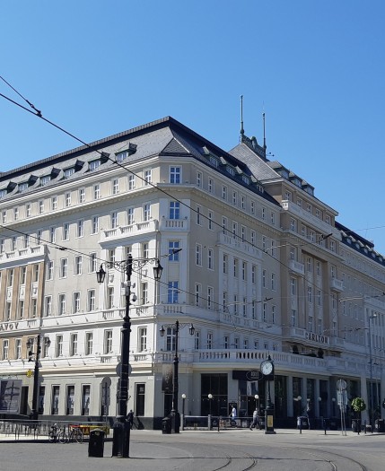 Nástrek strechy Hotel Carlton Bratislava