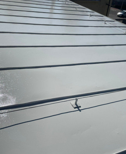 Oprava strechy poliklinika 